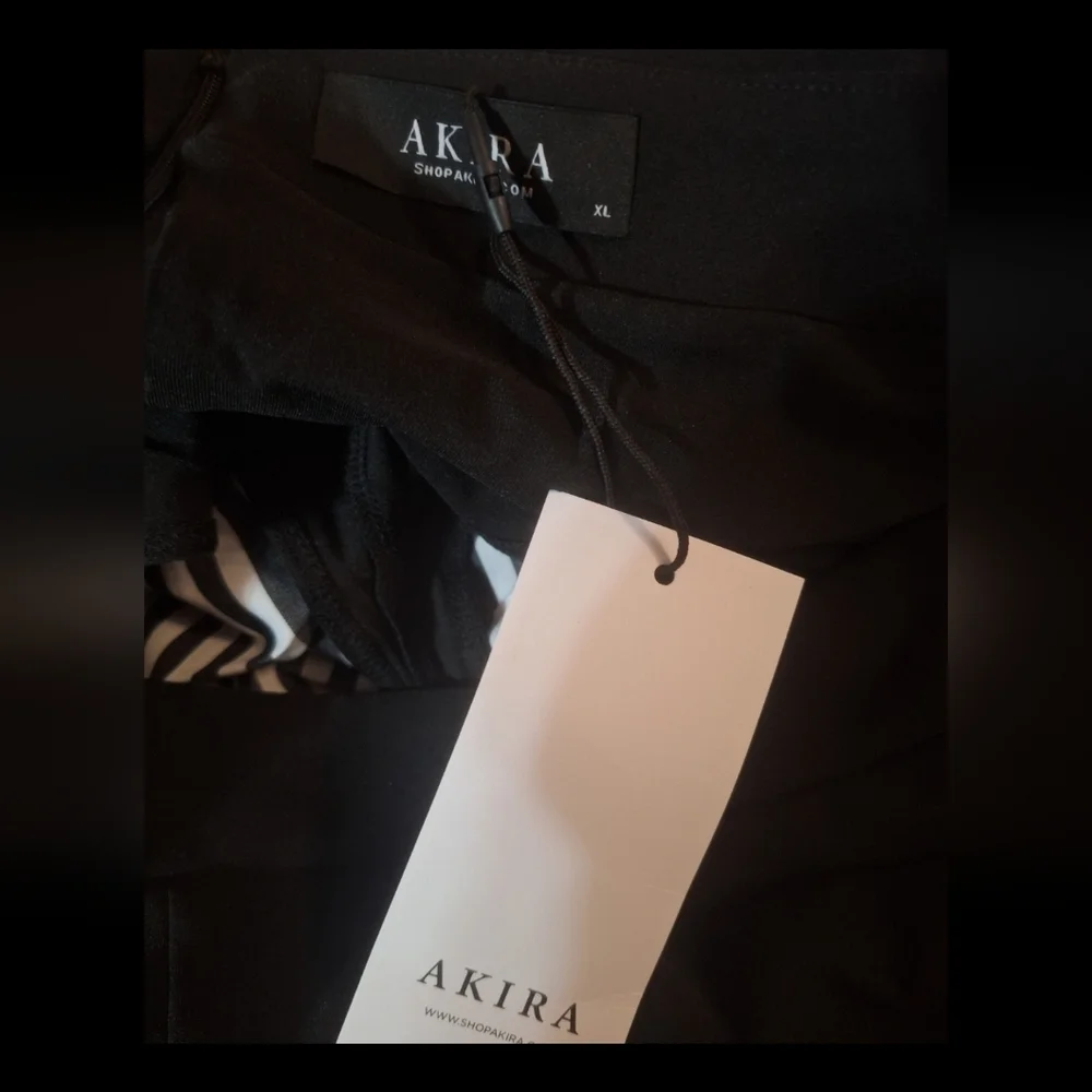 AKIRA Black and White Polka Dot Layered Mini Skirt - Picture 4 of 4